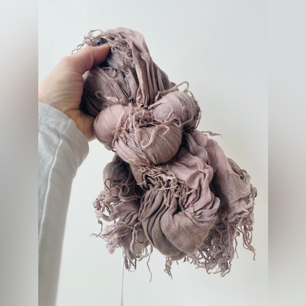 TILO Scarves Crinkle Scarf. Gorgeous luxe casual & great 🎁 gift! ❤️